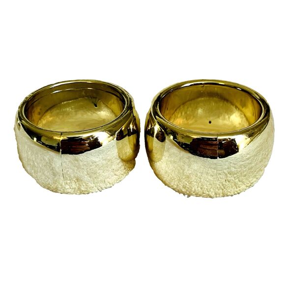 Gold Color Napkin Rings Set of 4 Round Metallic Shiny Plastic - Picture 8 of 14